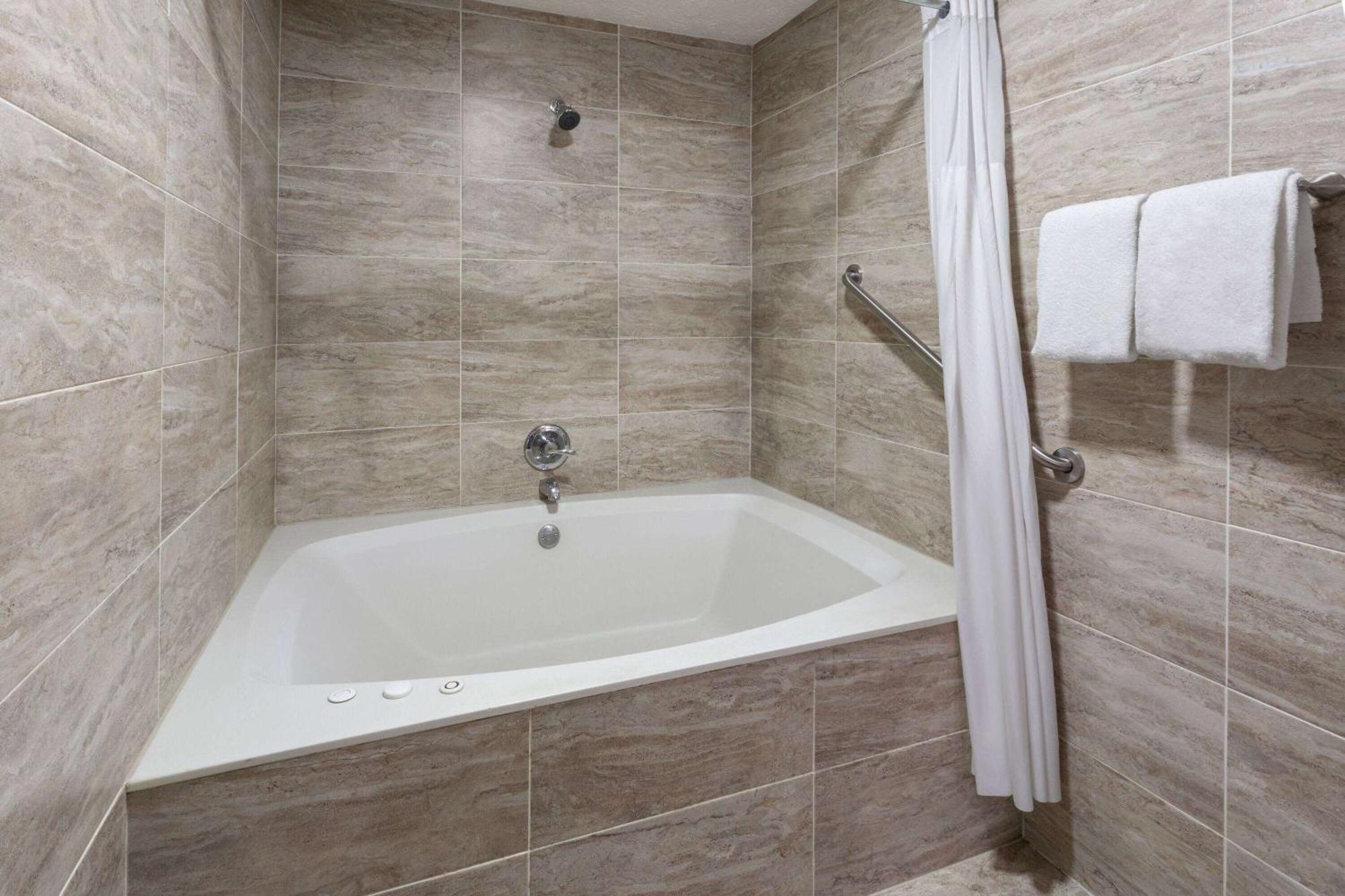 Days Inn By Wyndham Douglasville-Atlanta-Fairburn Road Zewnętrze zdjęcie